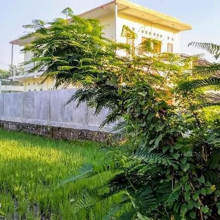 Spot On 93020 Rumah Singgah Ganjuran Bantul Exteriör bild
