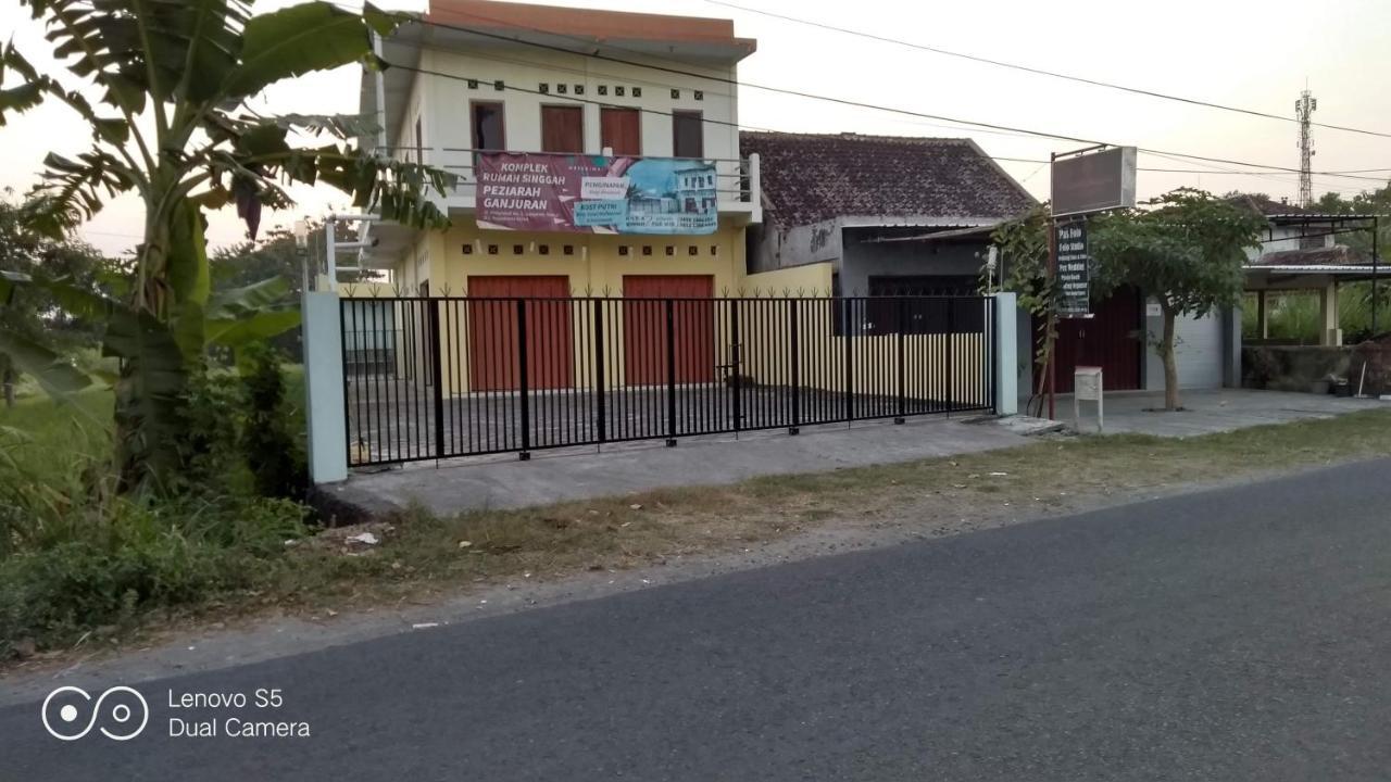 Spot On 93020 Rumah Singgah Ganjuran Bantul Exteriör bild