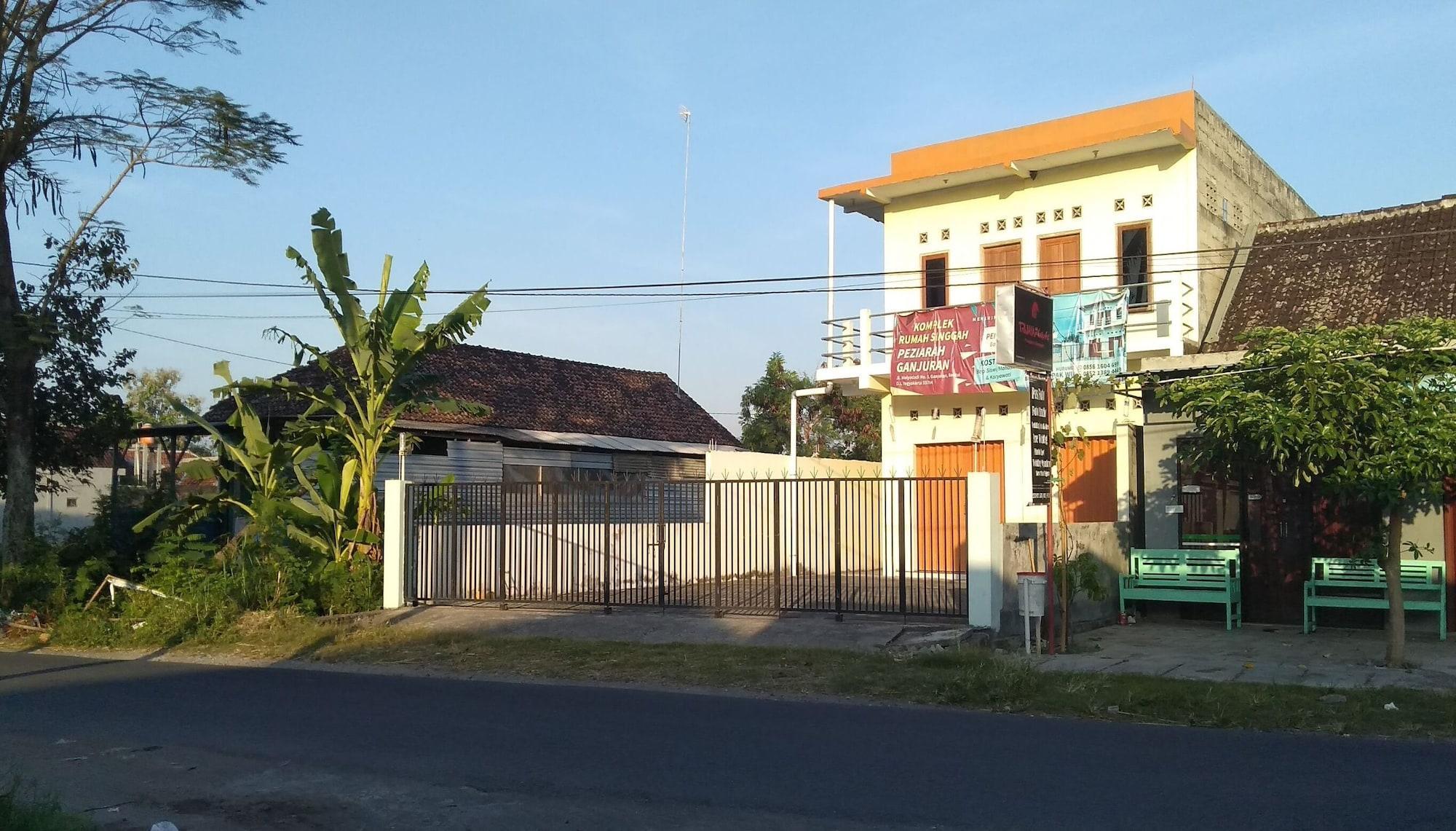 Spot On 93020 Rumah Singgah Ganjuran Bantul Exteriör bild
